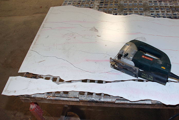 cutting-masonite-with-jigsaw