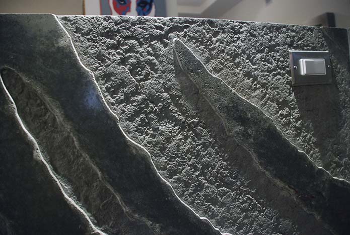 texture-contrast-in-concrete